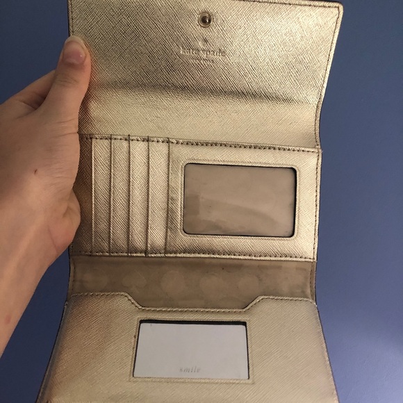 Gold Kate Spade wallet - Picture 3 of 8